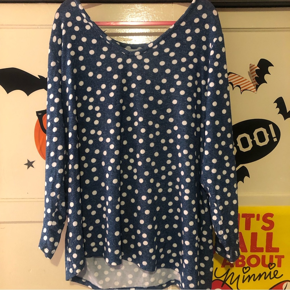 Polka dot plus size top lane Bryant